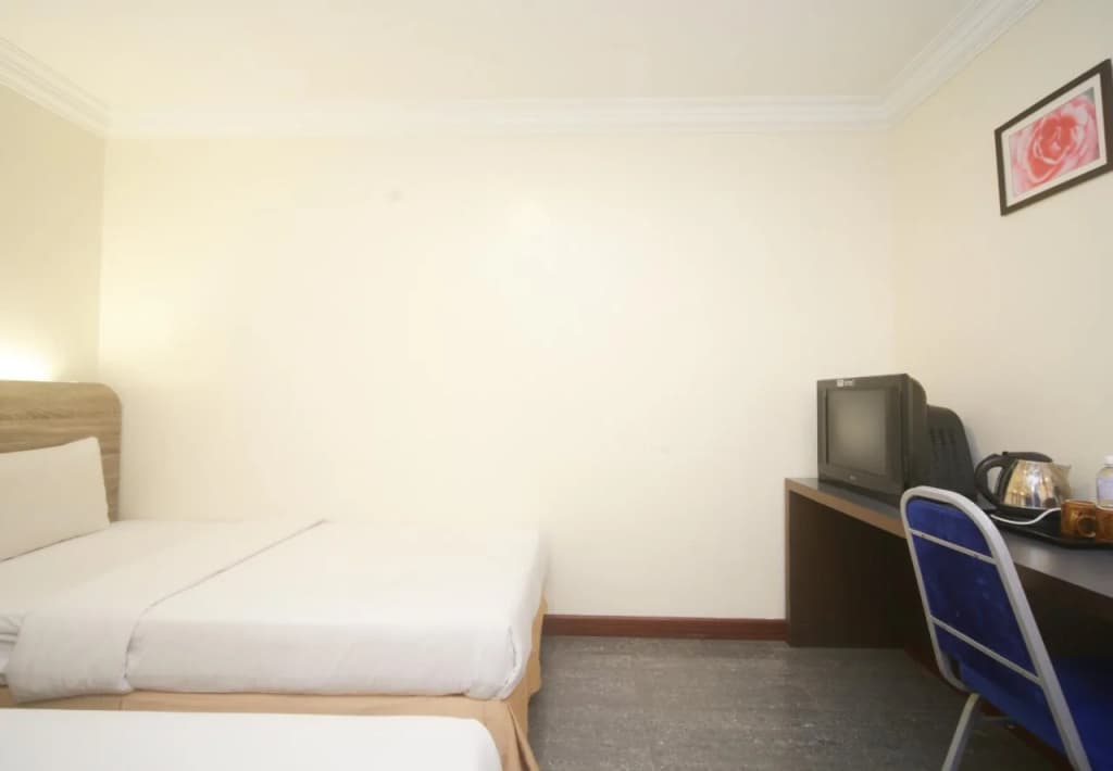 Sandakan Central Hotel - photo 32