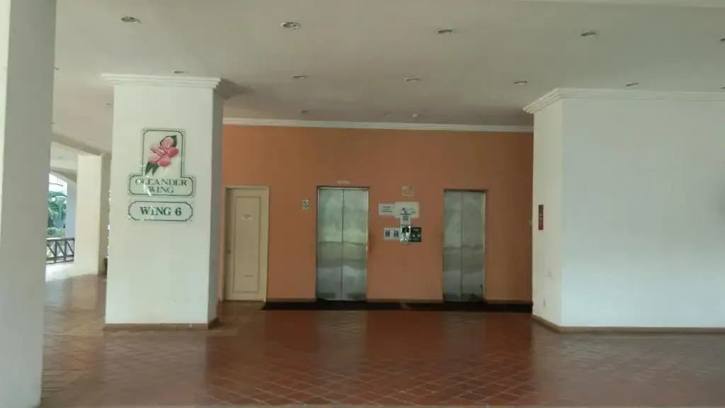 OYO Home 90533 Nomadic Town Condo - photo 1