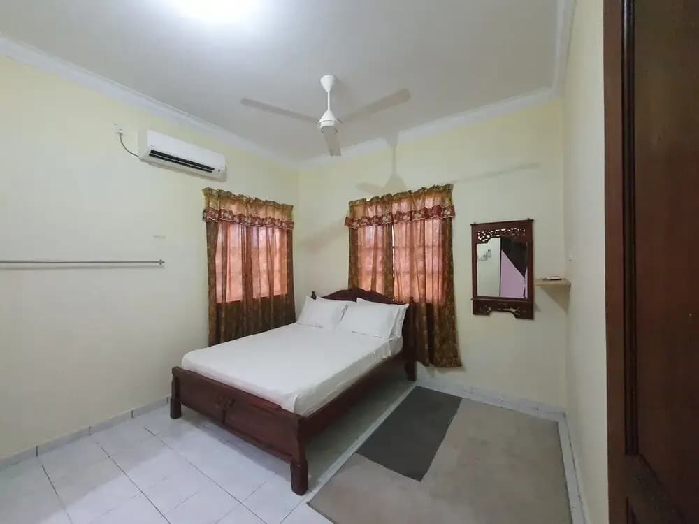 Oyo 90304 Persada Hasra Homestay - photo 5