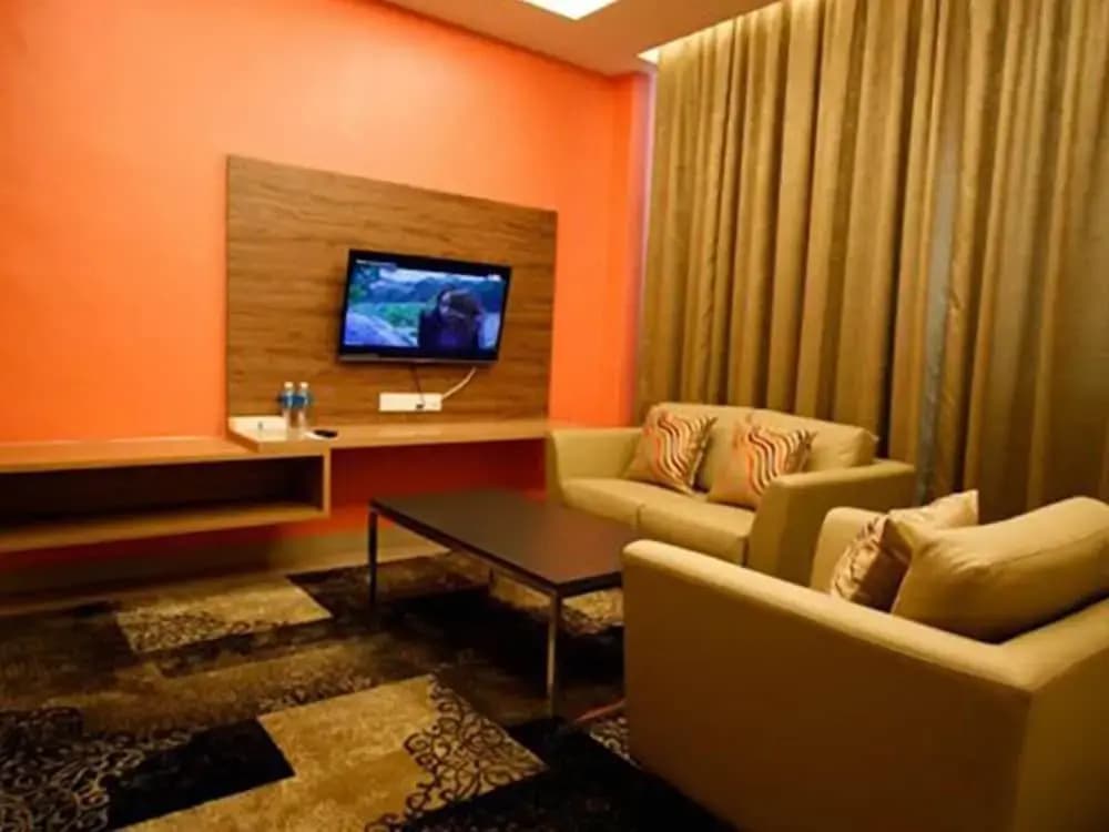 D Hotel Seri Iskandar - photo 7