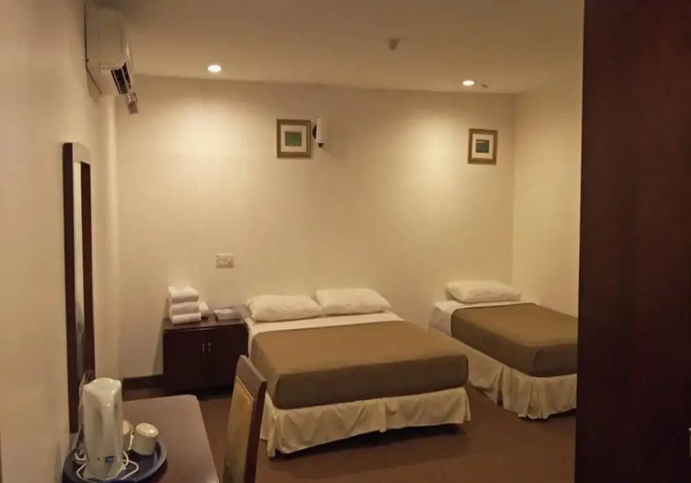 Hotel 1312 - photo 5