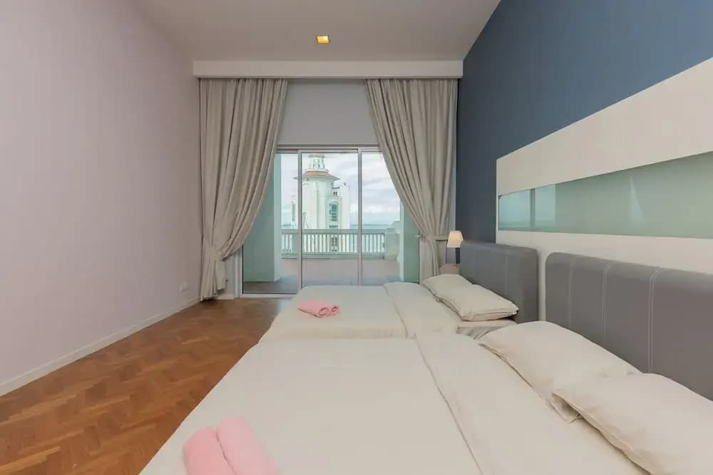 Straits Quay Waterside Suites - photo 25