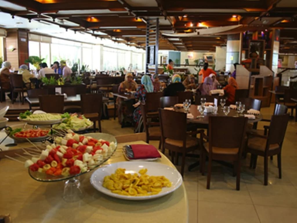 Primula Beach Hotel - photo 29