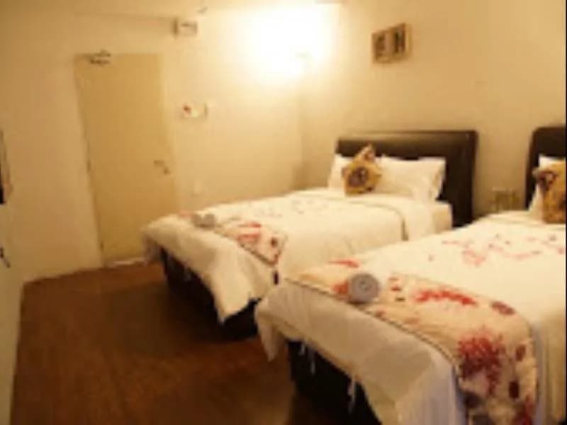 P Motel - main photo
