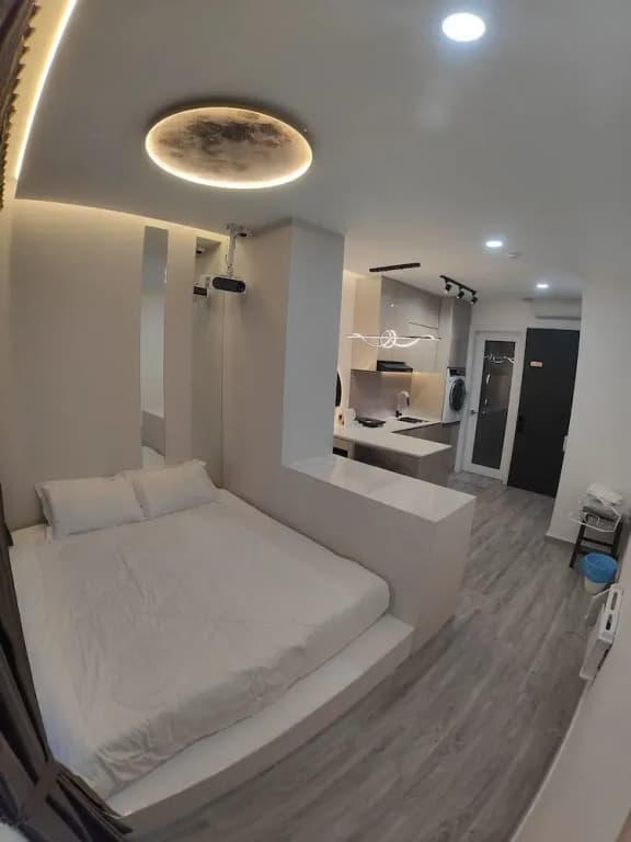 THR1 Cozy Studio with Netflix SKYTREES - photo 3