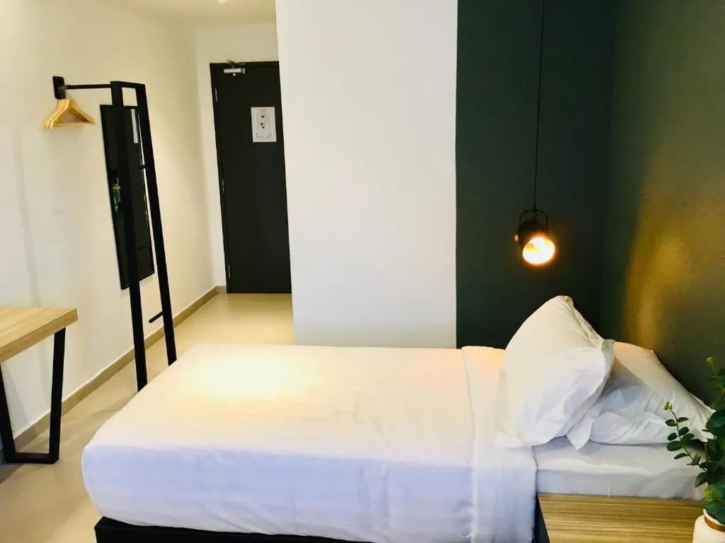 Enclave Hotel - photo 19