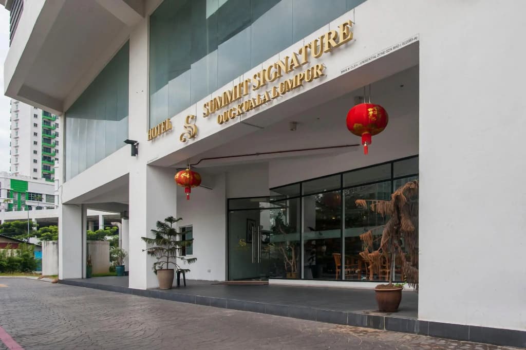 Summit Signature Hotel OUG Kuala Lumpur - photo 30