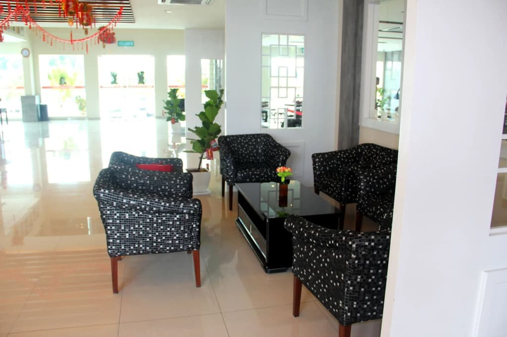 906 Premier Hotel - photo 12