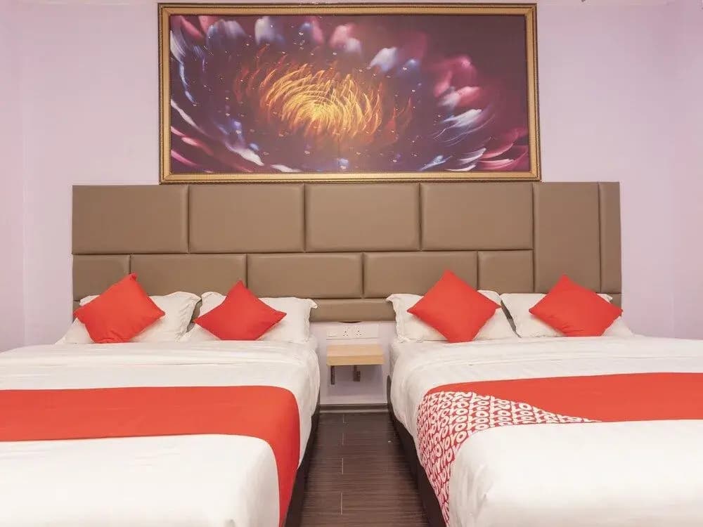 OYO 89423 Zenz Hotel - photo 22