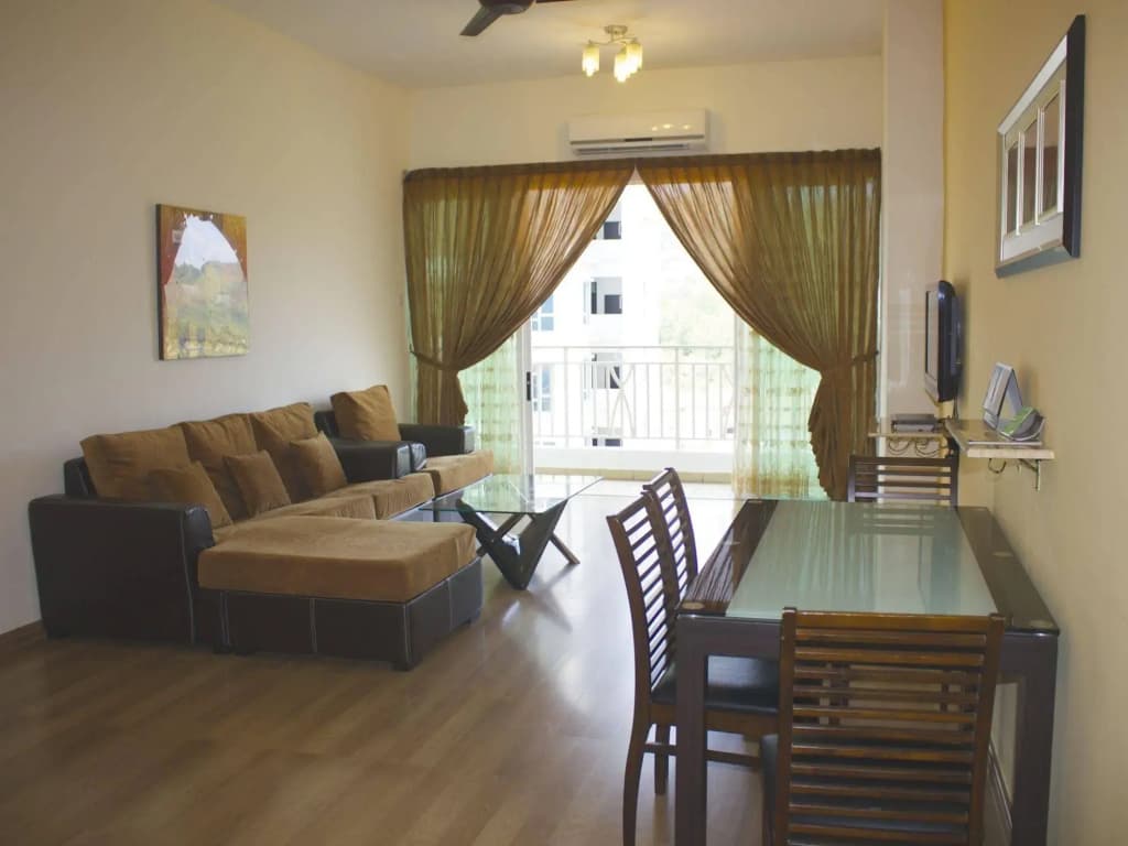 1 Borneo Tower B Service Apartment - photo 3
