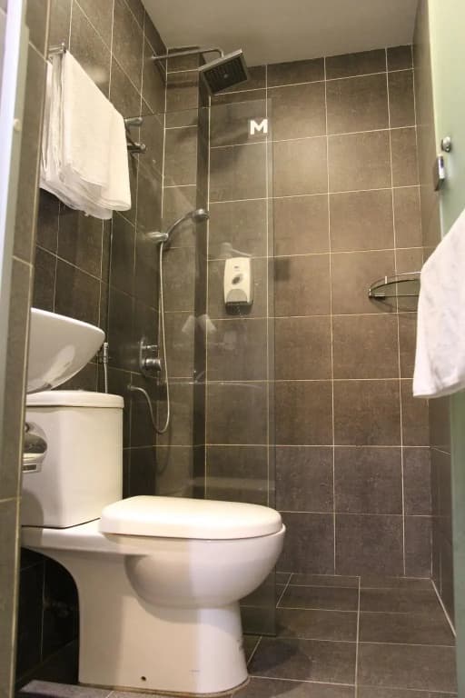 M Design Hotel Seri Kembangan - photo 8