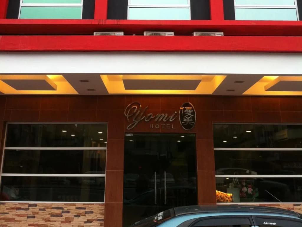 Yomi Hotel - photo 1
