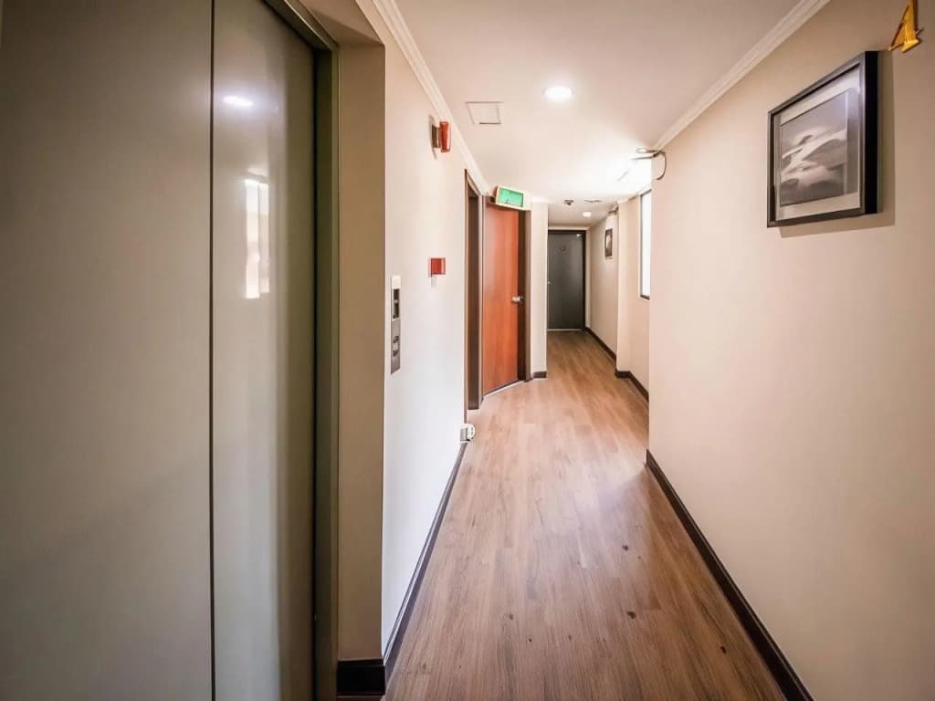 Sri Iskandar Hotel - photo 33