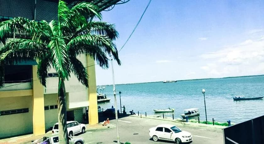OYO 89945 Marine Bay Hotel - photo 11