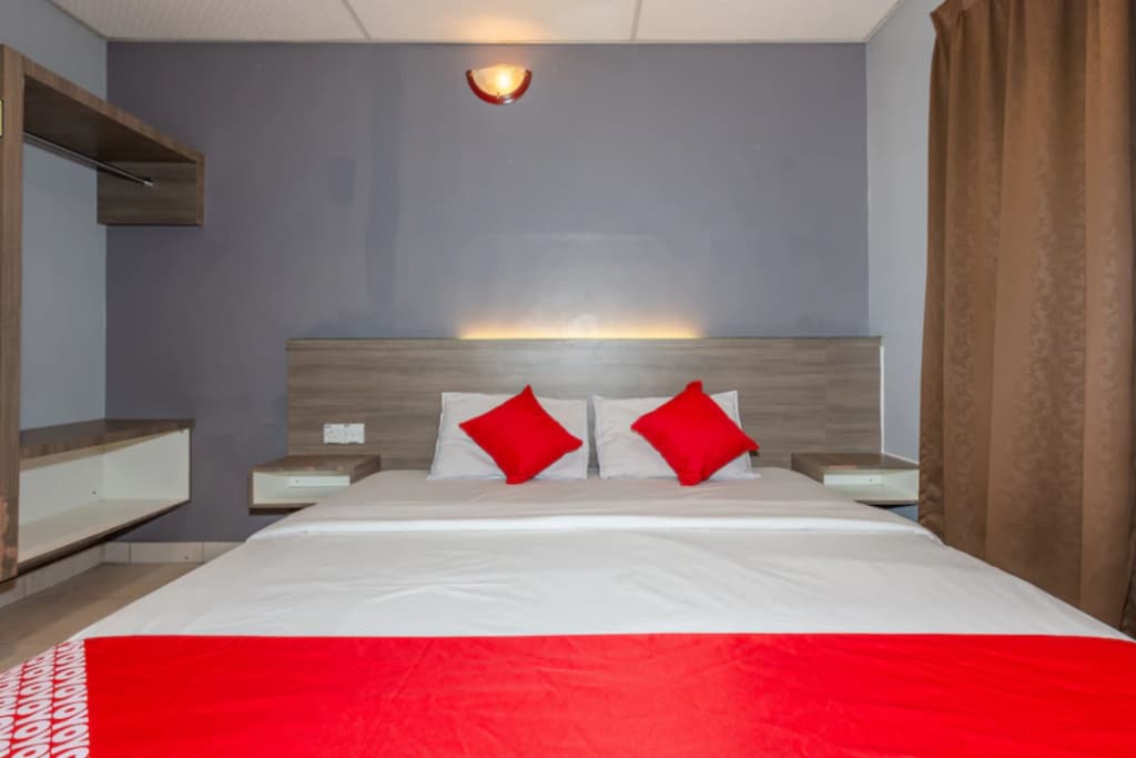 OYO 91258 Qish Hotel Banda Kaba - photo 2