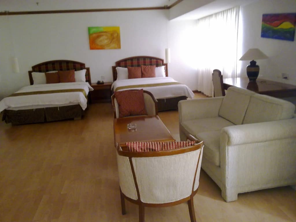 Kemena Plaza Hotel - photo 3