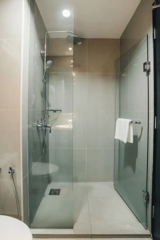 Avenue Garden Hotel - photo 10
