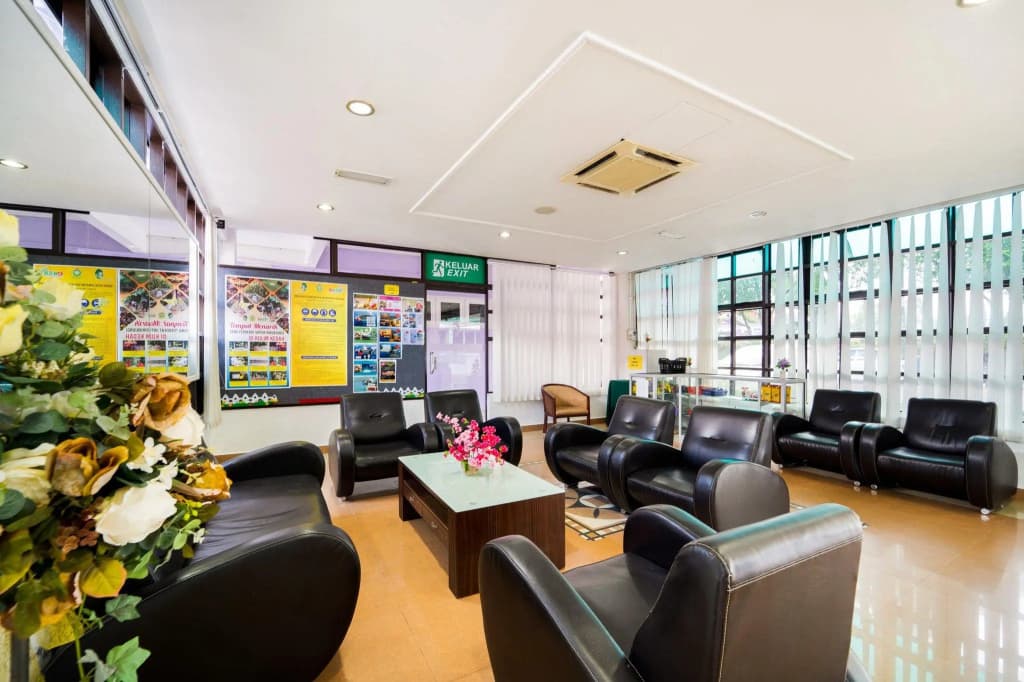 Hotel O Kulim Inn - photo 10