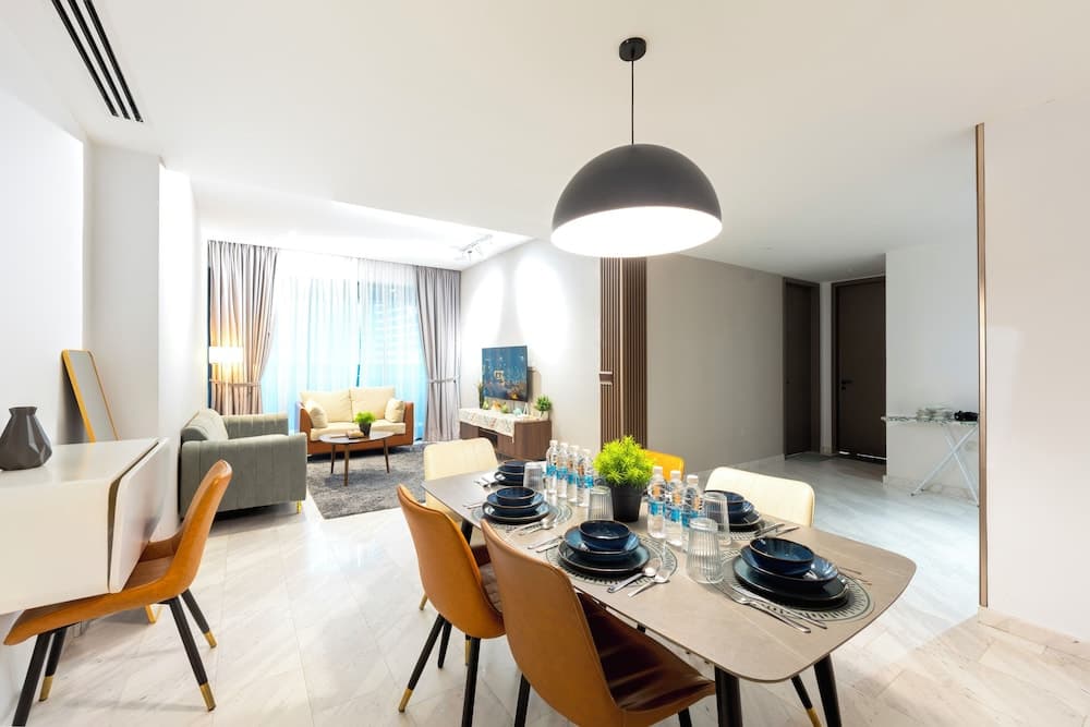 Moonway Luxury Suites At Eaton Residence - photo 25