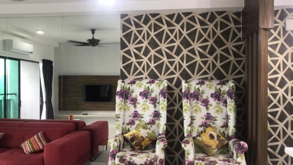 Luxury Homestay at Emira Residence - photo 12