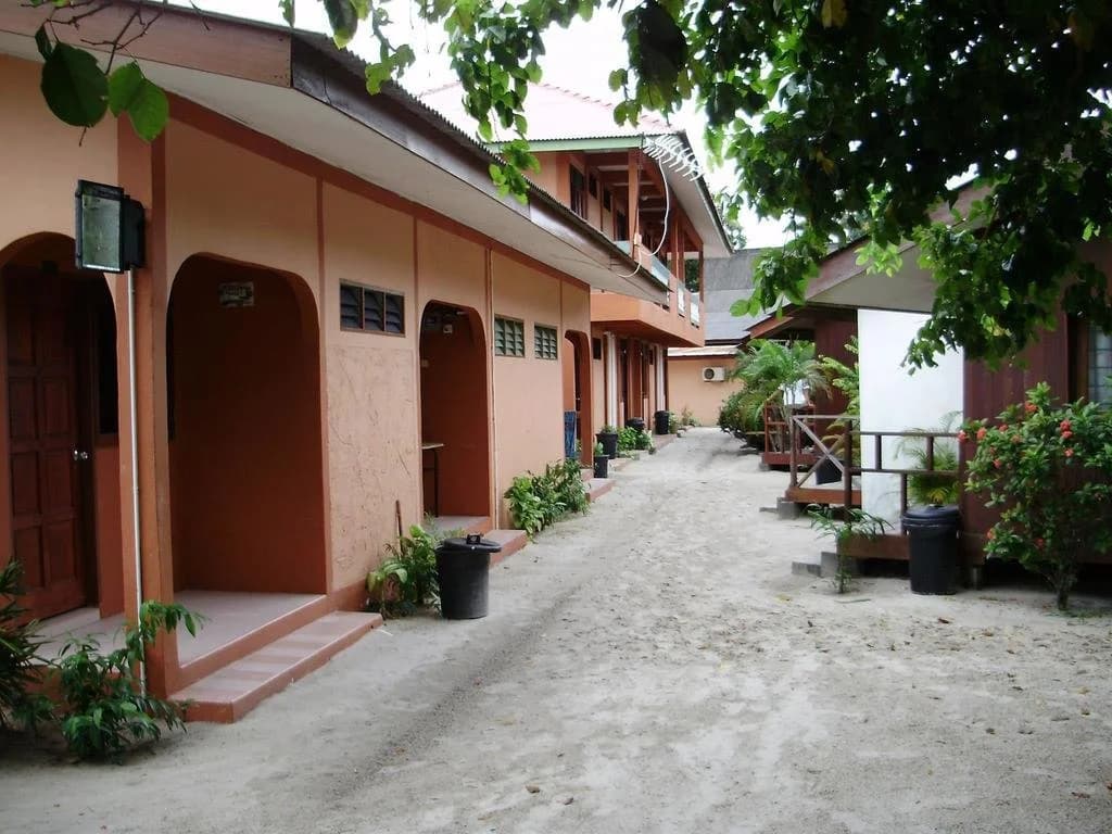 Grand Beach Motel - photo 8