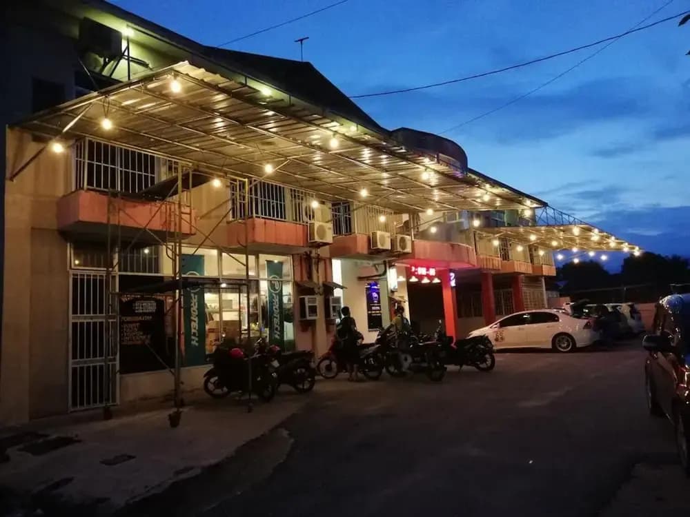 Daisyinn Budget Hotel Kuala Terengganu - photo 1