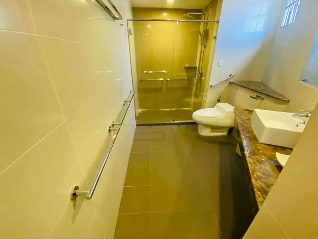 Mariner Hotel Labuan - photo 1