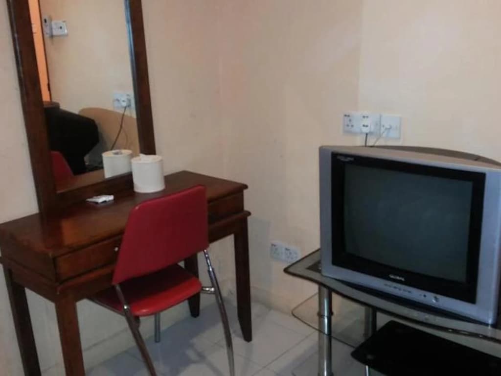 Green View Motel - photo 2