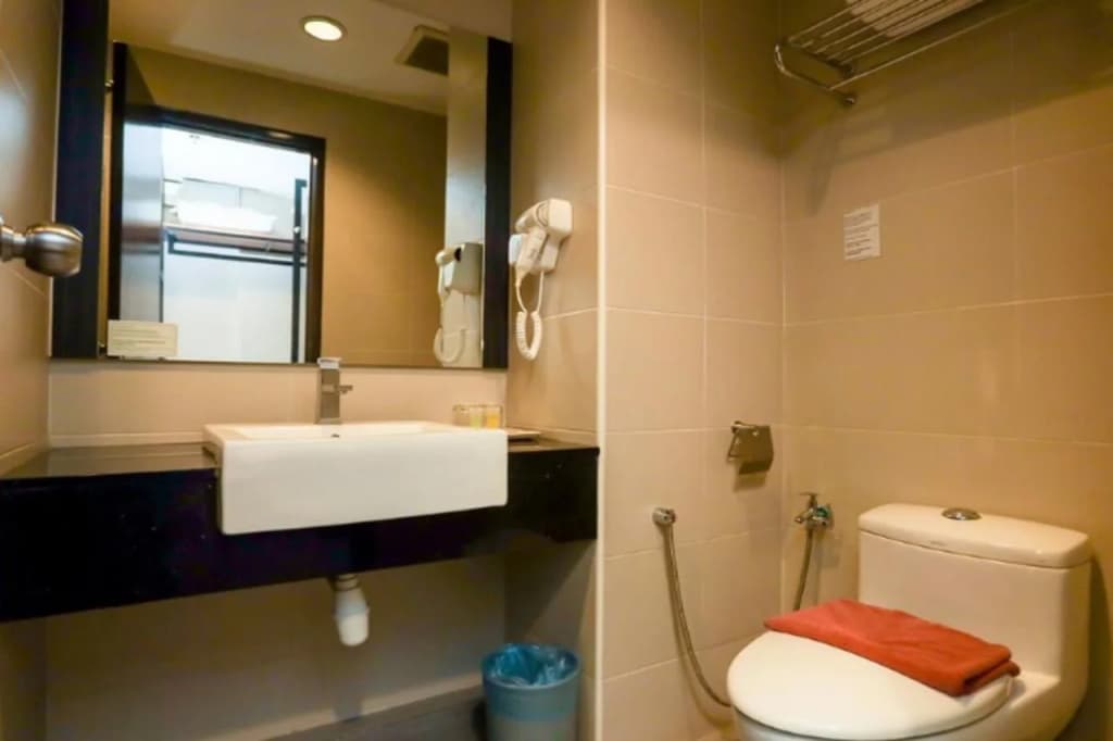 Marvelux Hotel - photo 10