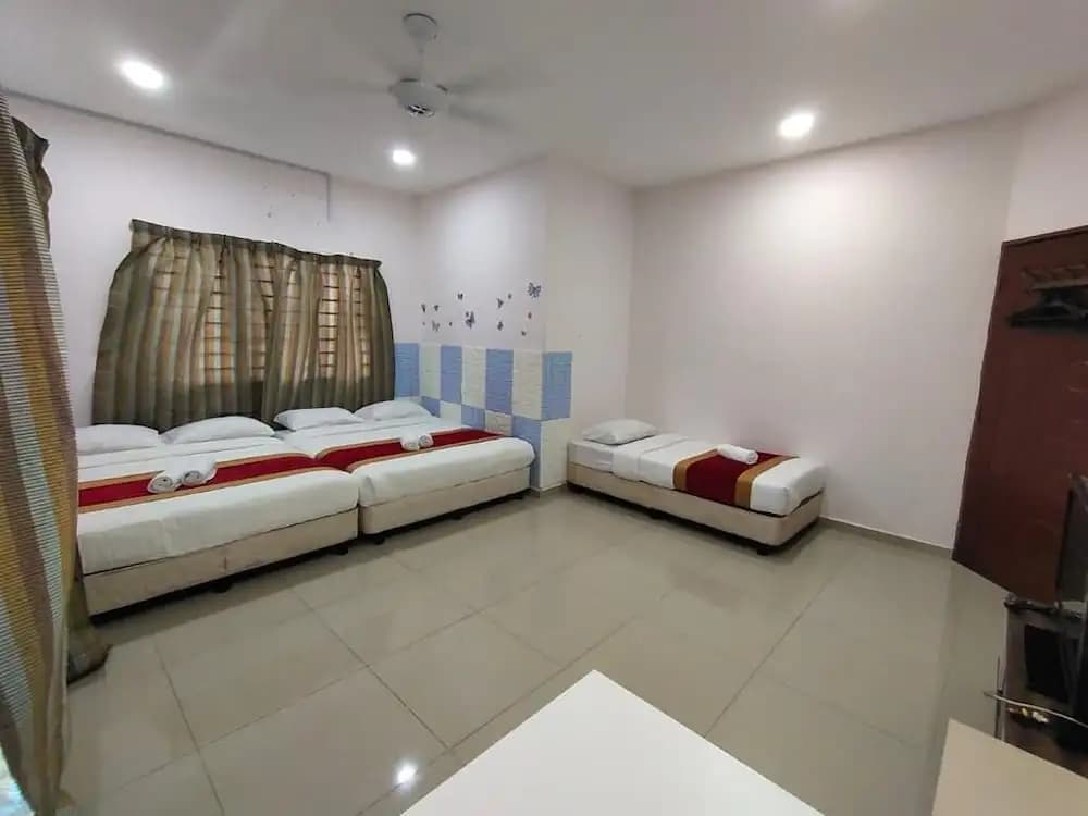 Mutiara Height Homestay - photo 6