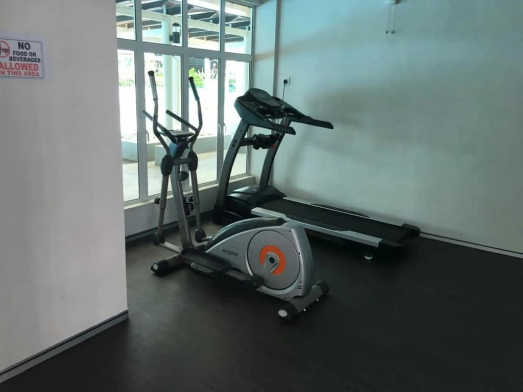 Sandakan Spacious and Comfortable Pool View Condo - photo 3