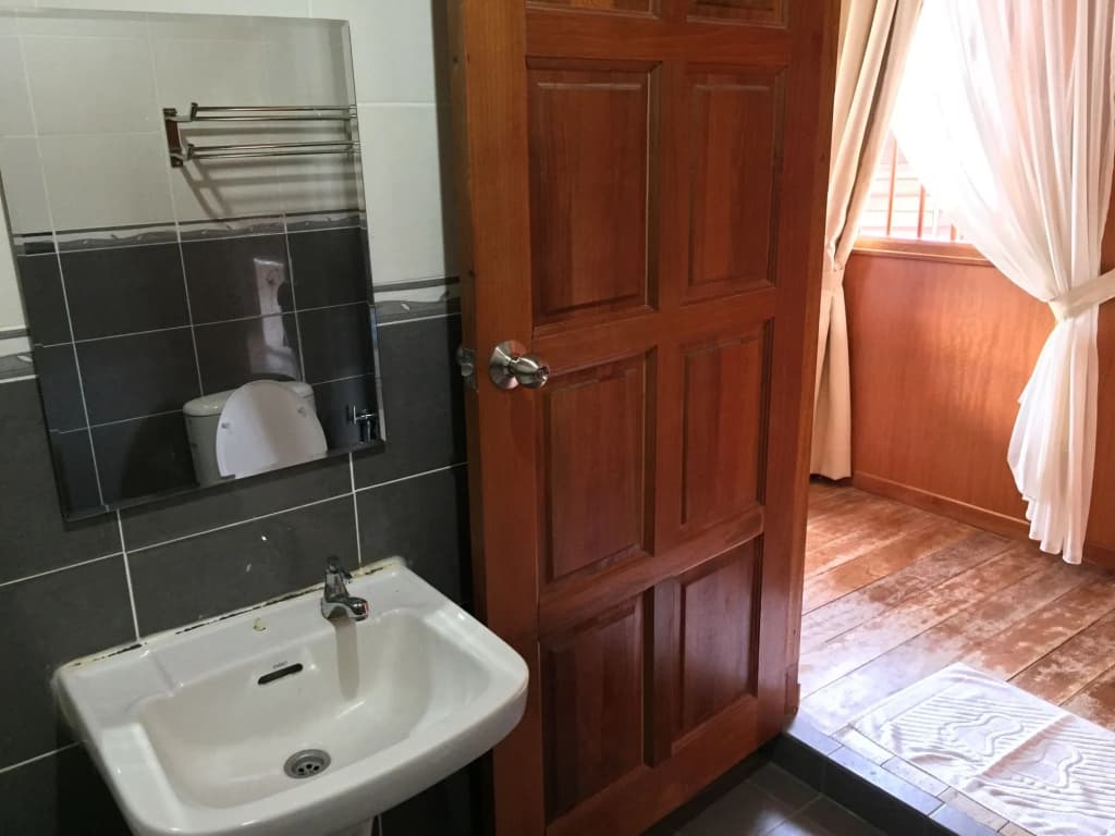Landcons Hotel - photo 10