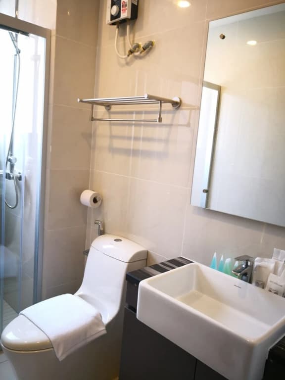 Sea View Homestay @ Country Garden Danga Bay - photo 36