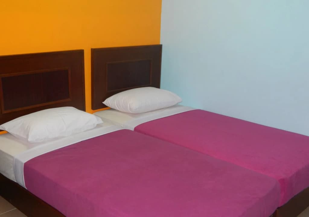 Riverside Hotel - photo 1