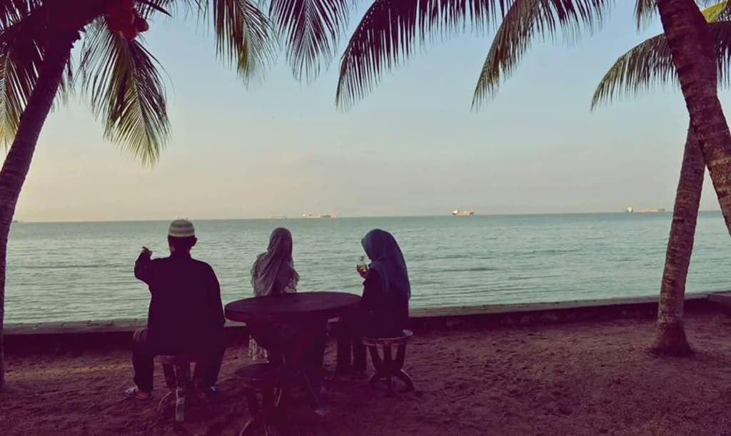Shah's Beach Resort - photo 19