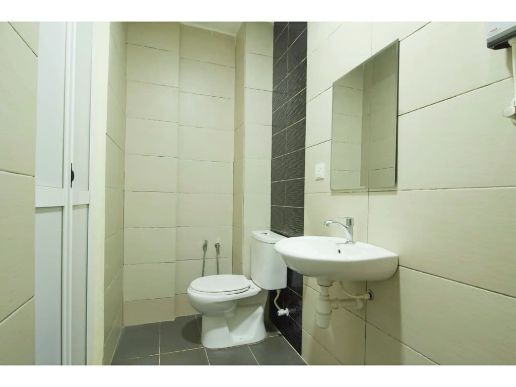 M S Hotel, Tengku Kelana KTM Klang - photo 8