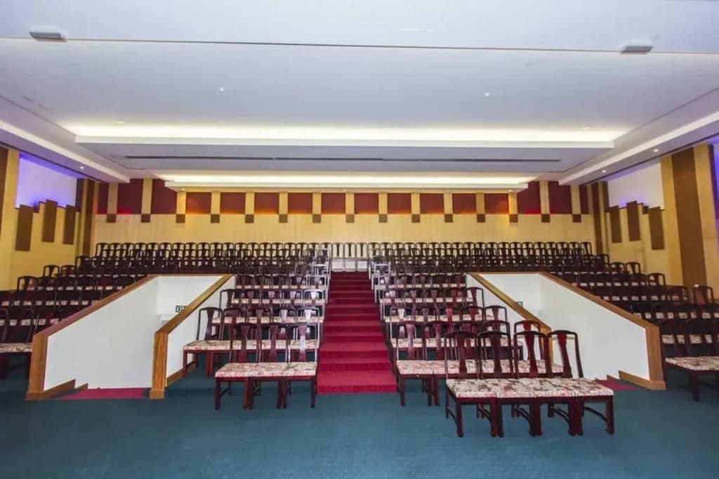 Red Rock Hotel - photo 20