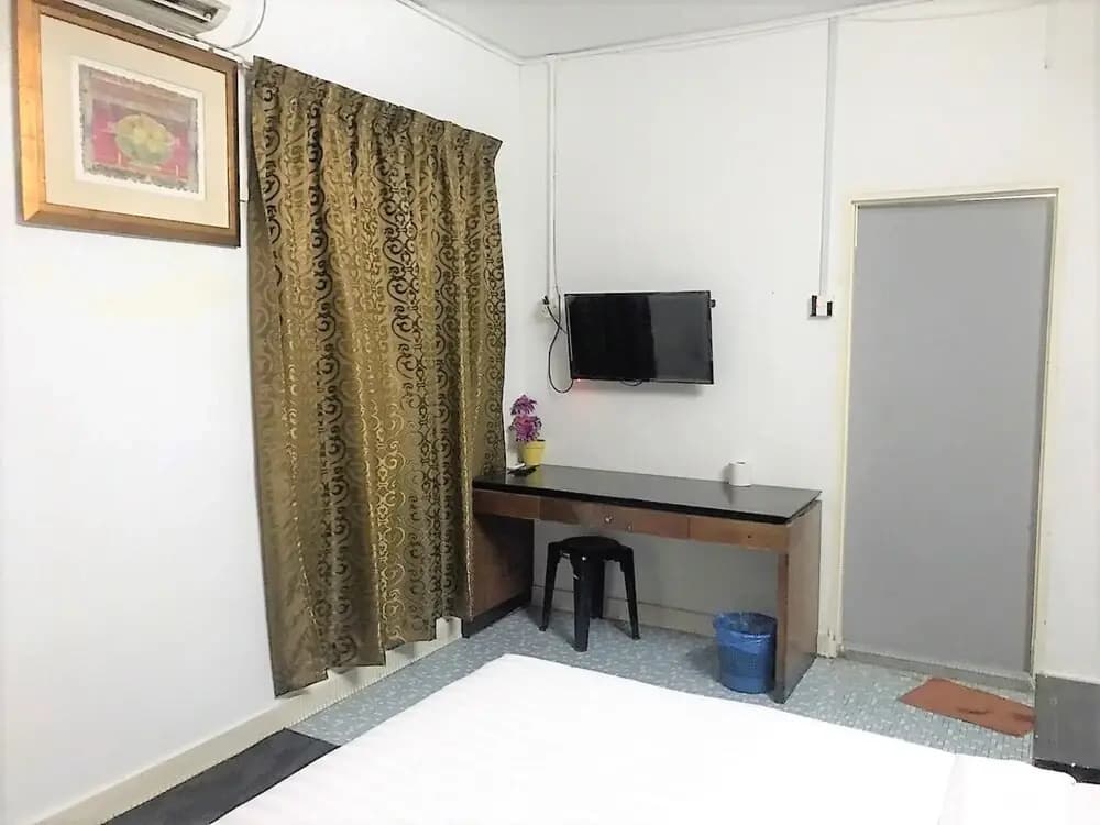 OYO 90465 Pelangi Baru Hotel - photo 4