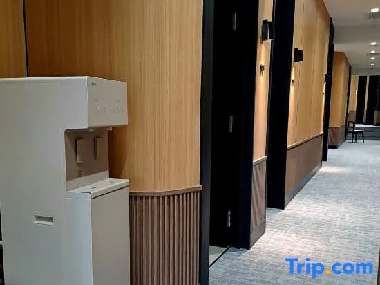 Urban Inn Salak Tinggi - photo 2