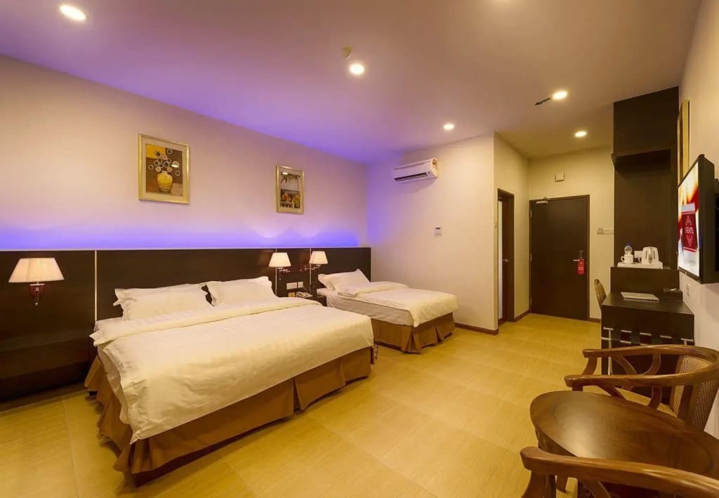 ERNES Hotel Alma Bukit Mertajam - photo 5