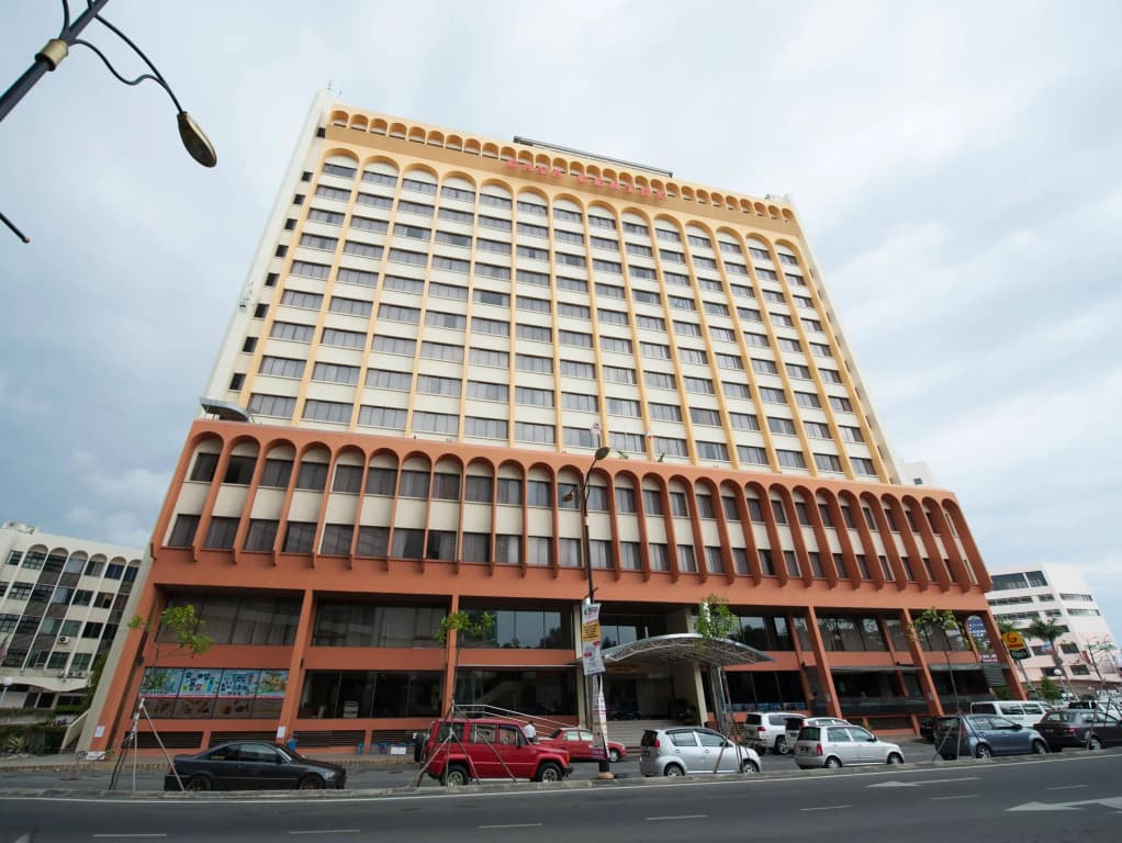 Gaya Centre Hotel - photo 1