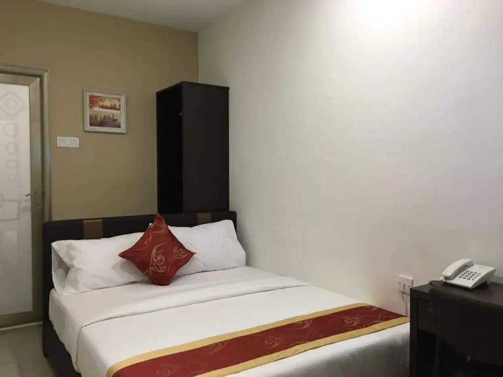 Global Inn Hotel - photo 6