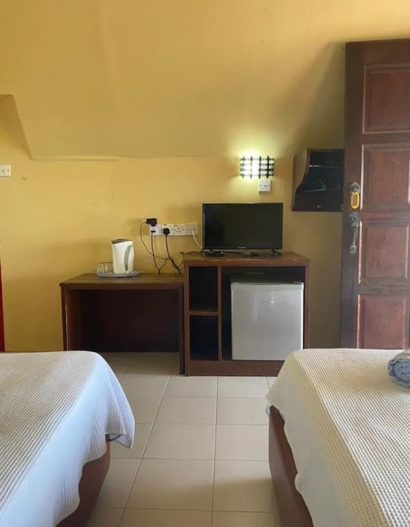 Charlie Langkawi Motel - photo 4