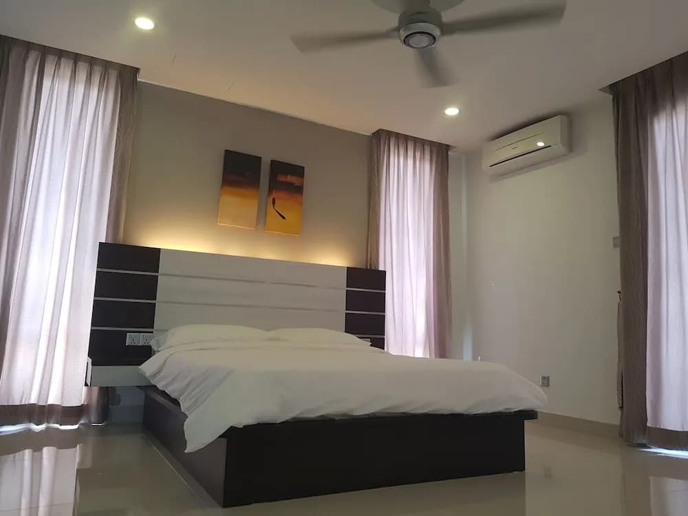 3 Storey Bungalow For Homestay - photo 4