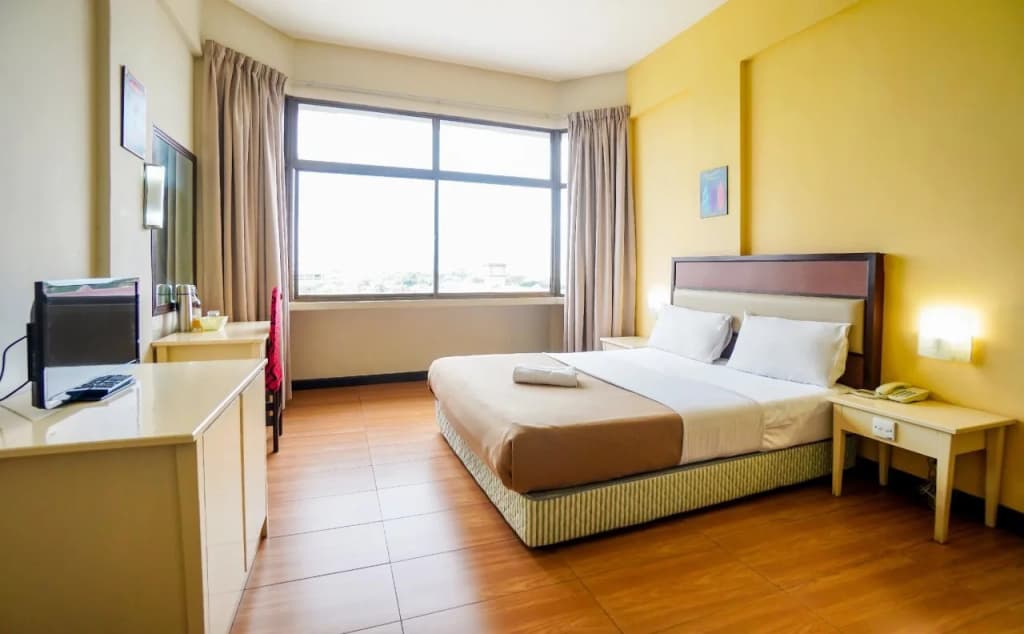 Lodge 18 Hotel - photo 5