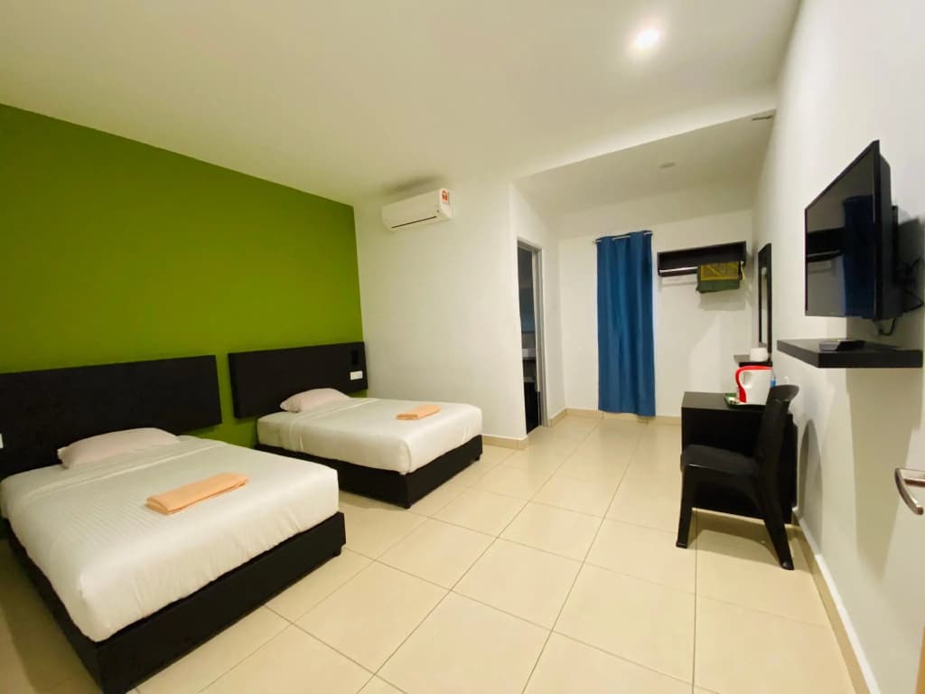 H & Z Langkawi Motel - photo 1
