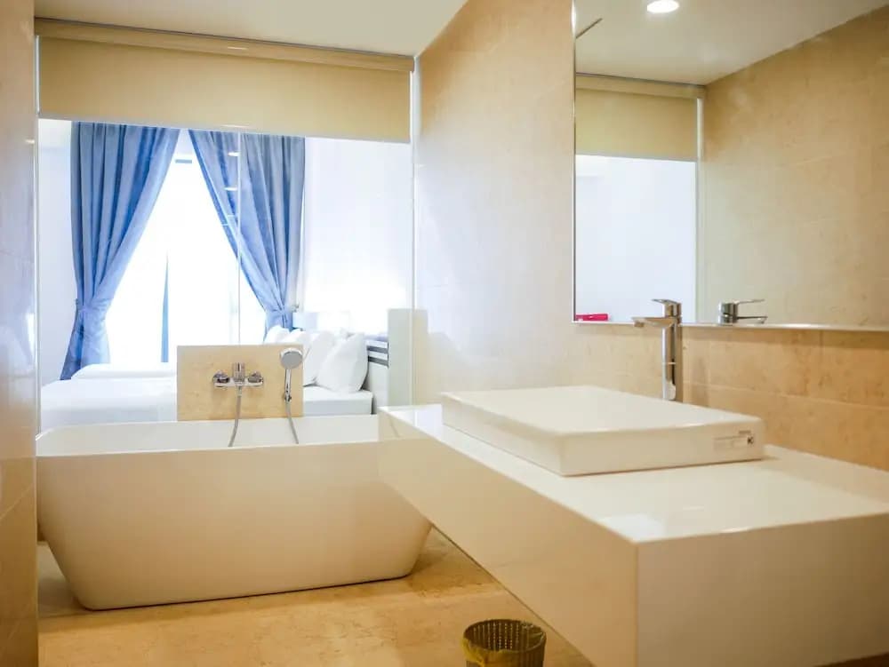 May Full Seaview Luxury Suite - photo 29