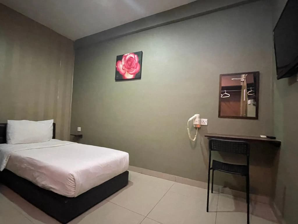 Parc Hotel Pelangi Damansara - photo 4
