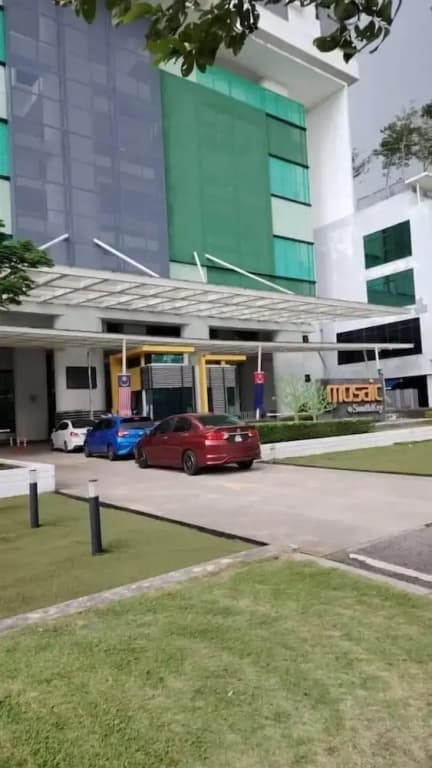 MidValley MegaMall View Southkey Mosaic 2BR 2FREE By Natol - photo 18
