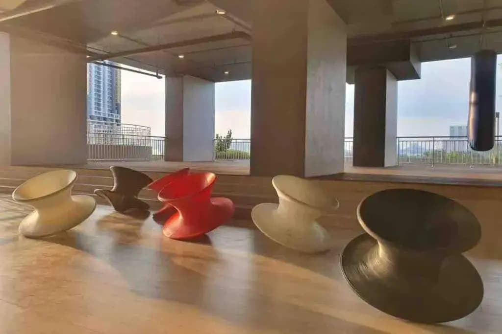 Symphony Tower Studio # 3 ( With Balcony ) - photo 14